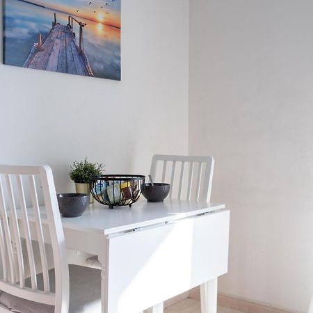 Limnos Gardens Lägenhet Paphos Exteriör bild